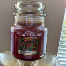 Load image into Gallery viewer, Yankee Candle
