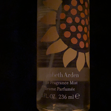 將圖片載入圖庫檢視器 Elizabeth Arden Sunflowers
