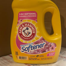 Load image into Gallery viewer, Arm &amp; Hammer
