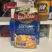 Load image into Gallery viewer, Idahoan Mashed Potatoes - Cheddar &amp; Sour Cream
