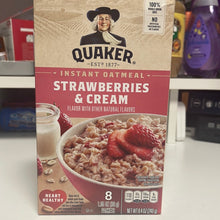 이미지를 갤러리 뷰어에 로드 , Quaker Instant Oatmeal Strawberries &amp; Cream
