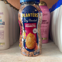 गैलरी व्यूवर में इमेज लोड करें, Planters Dry Roasted Sweet &amp; Spicy Peanuts
