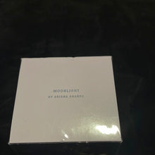 이미지를 갤러리 뷰어에 로드 , Ariana Grande
