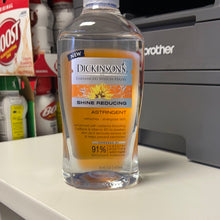 이미지를 갤러리 뷰어에 로드 , Dickinson’s
