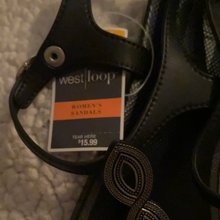 將圖片載入圖庫檢視器 West Loop
