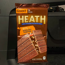 Load image into Gallery viewer, Hersheys Giant 16pieces
