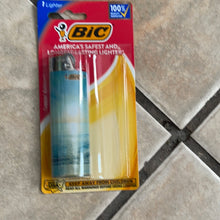 Cargar imagen en el visor de la galería, Bic Lighter
