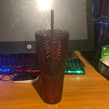 將圖片載入圖庫檢視器 Starbucks 2022 Holiday Jewel Venti 24oz Tumbler with Straw (Red)
