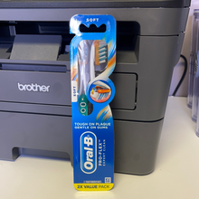 Load image into Gallery viewer, Oral-B
